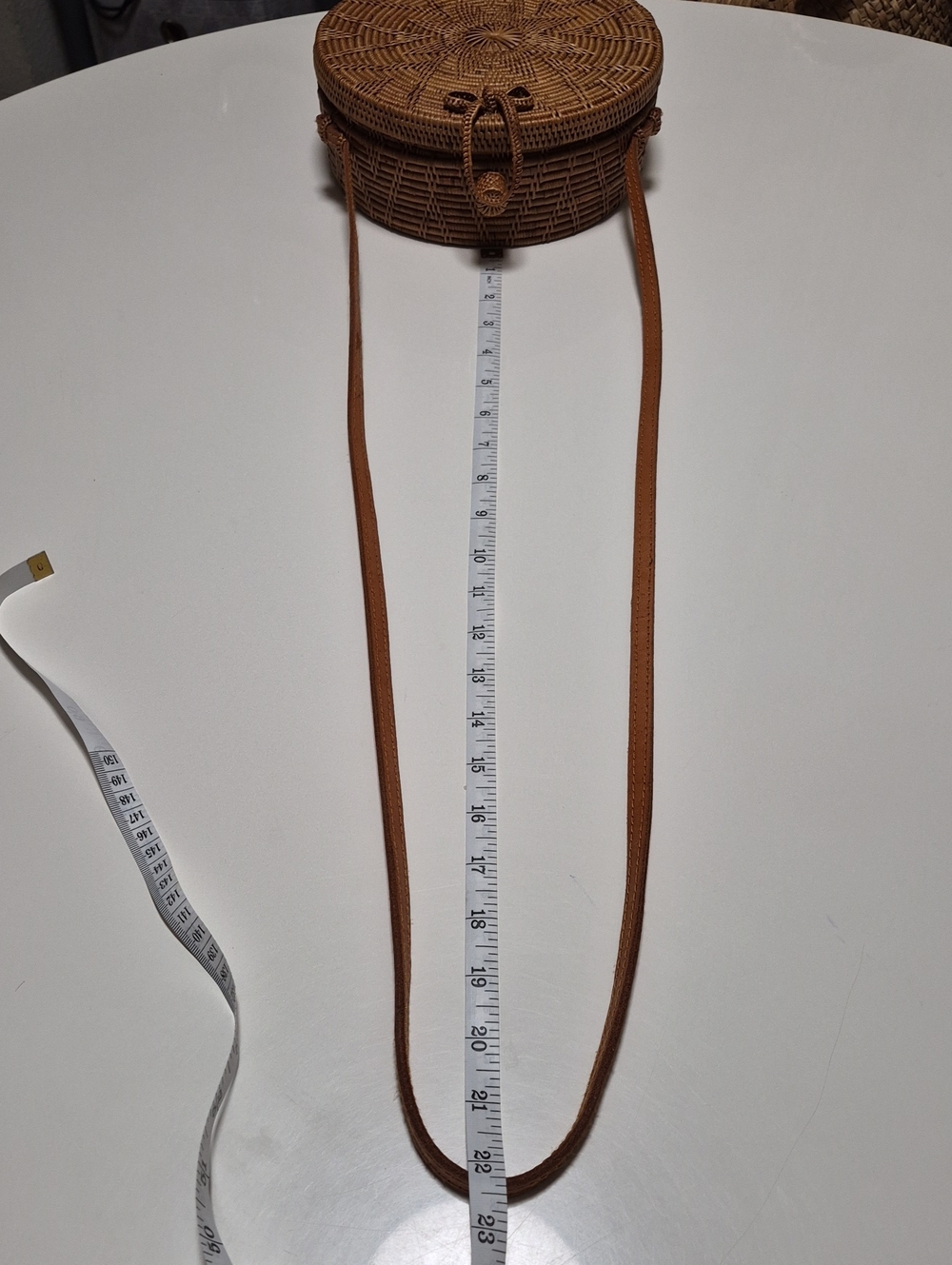 Street Level Round Wicker Purse - Picture 10 of 12